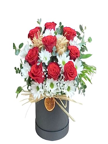 Kutuda Gül ve Papatyalar